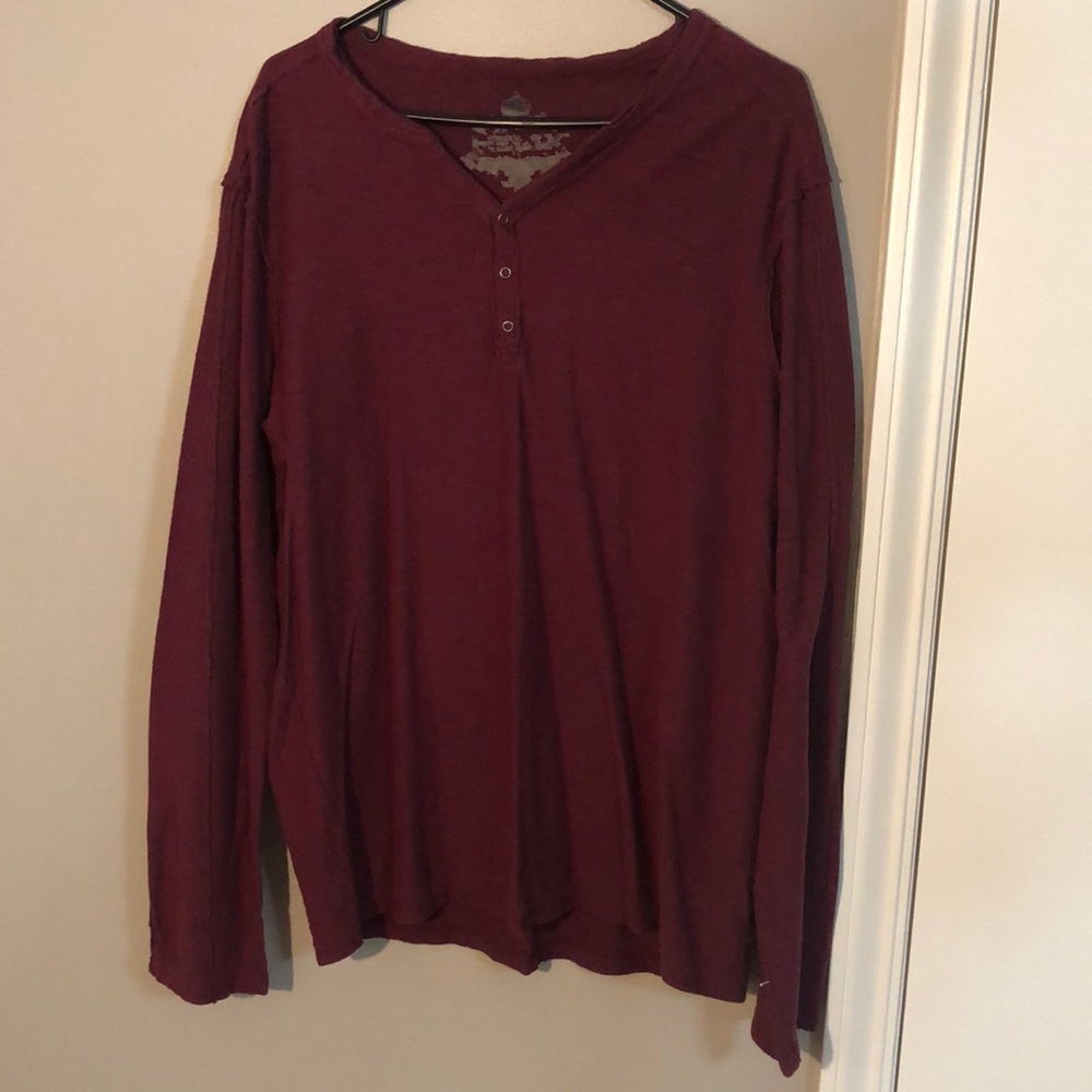 Men’s long sleeved shirt